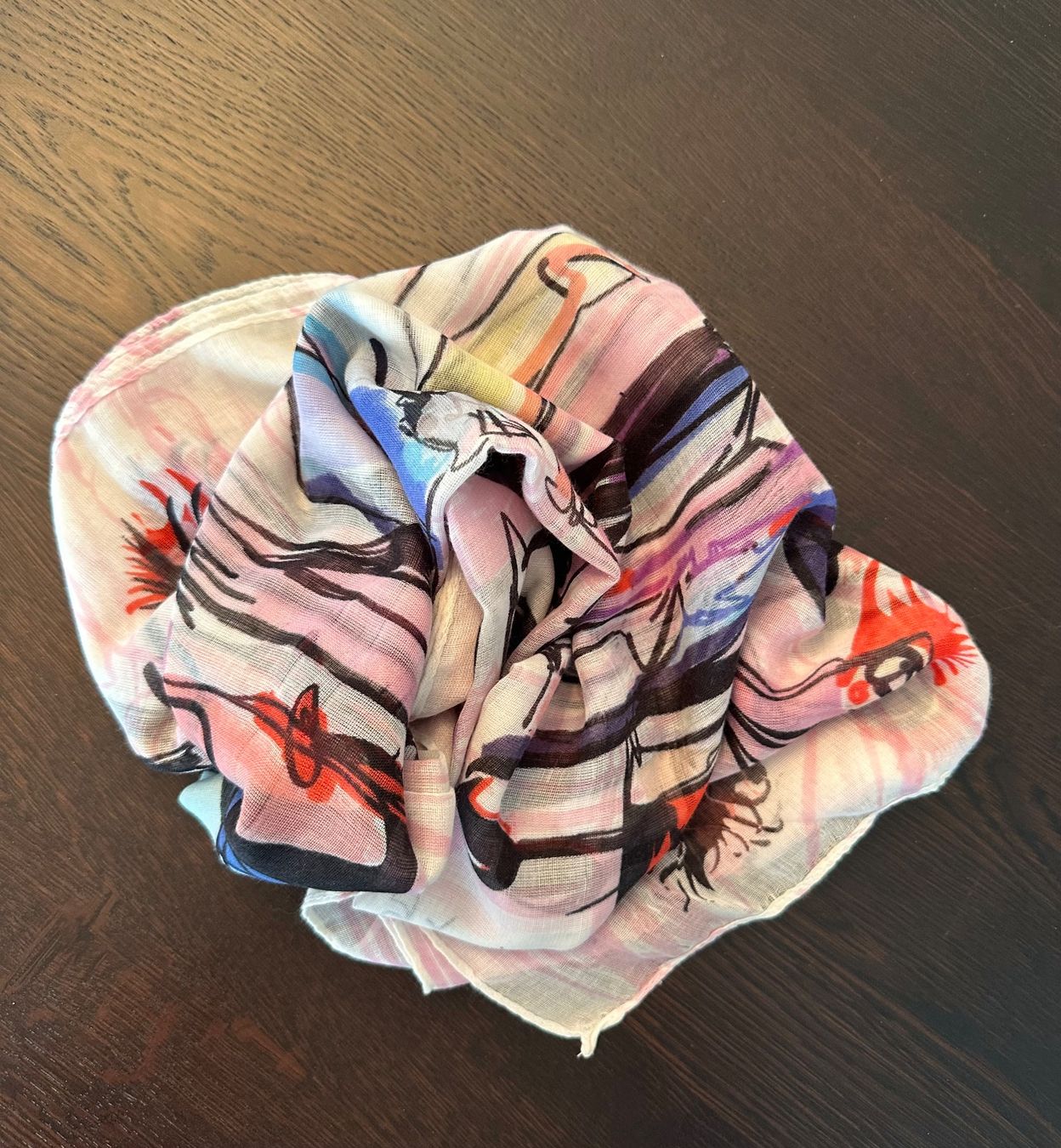 Foulard & Sciarpe: Modischer Damenschal mit Figuren - NEU! – Nuovo (secondo la descrizione) da Pfäffikon SZ venduto da ansyyy 1