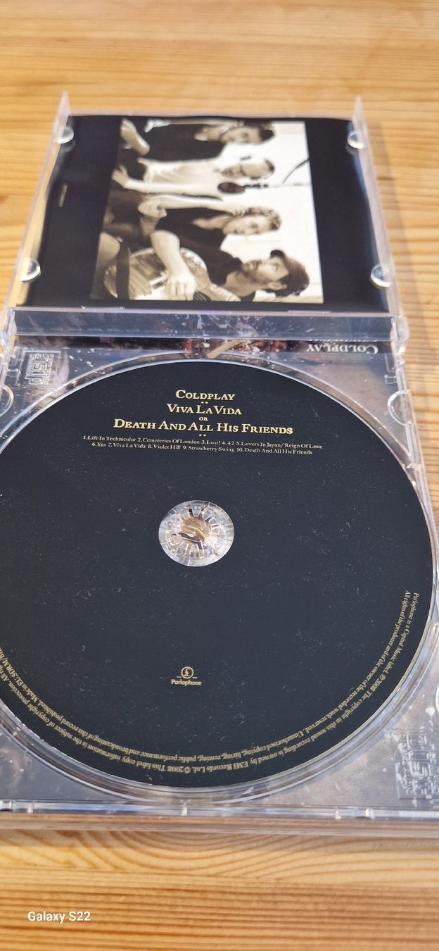 CD: Coldplay – Viva La Vida – Usato da Yvonand venduto da CD-KINGDOM