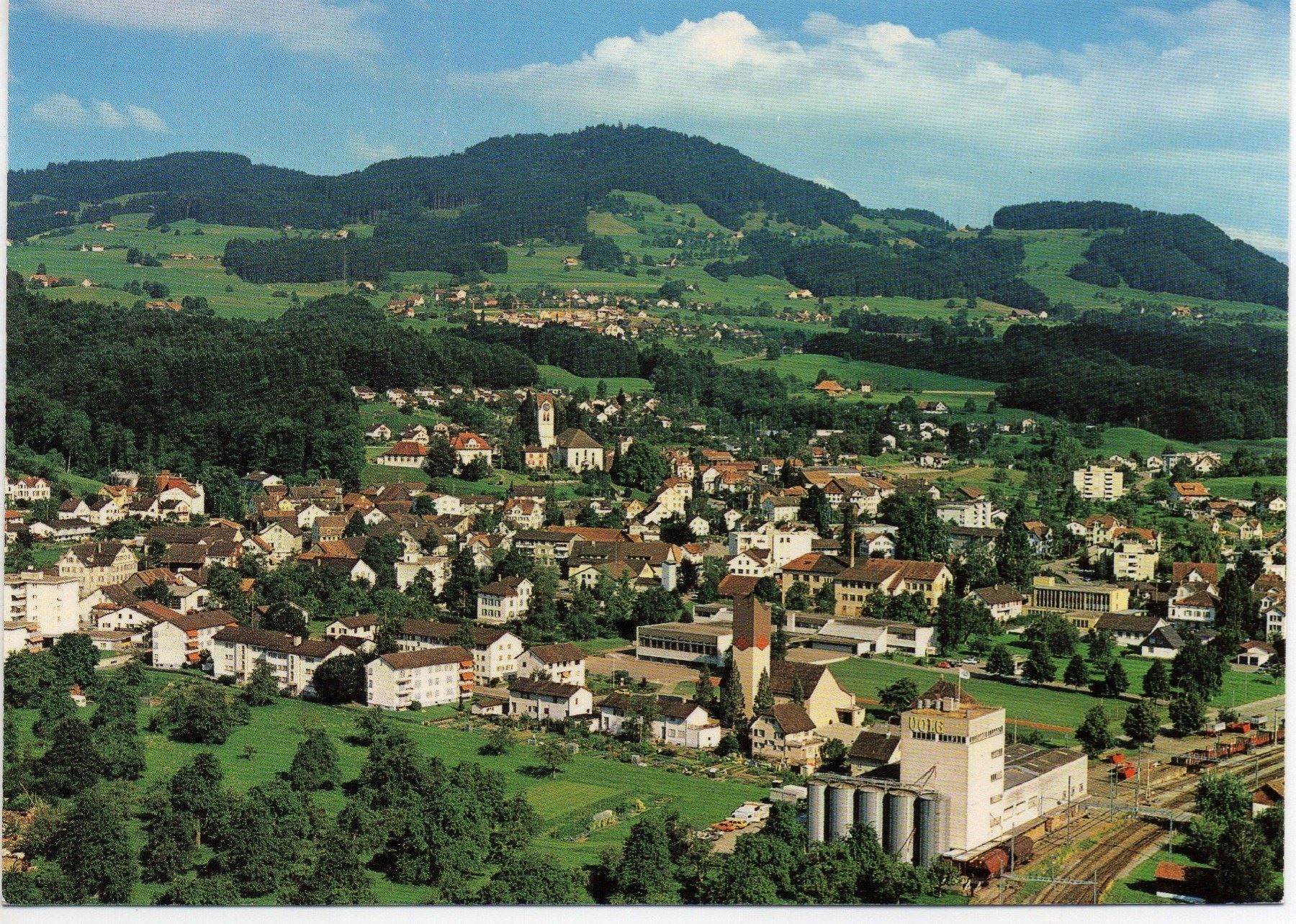 Cartoline postali: HINWIL Flugaufnahme – Nuovo (secondo la descrizione) da Jona venduto da philajona
