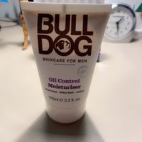 Bulldog oil Control Moisturiser