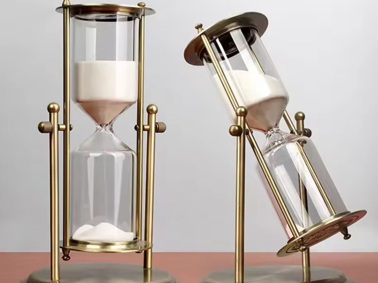 Horloges: Könnte ein Objekt Gesprächskultur verändern? – Neuf avec emballage d'origine à Rorschach par Stirnrunzler