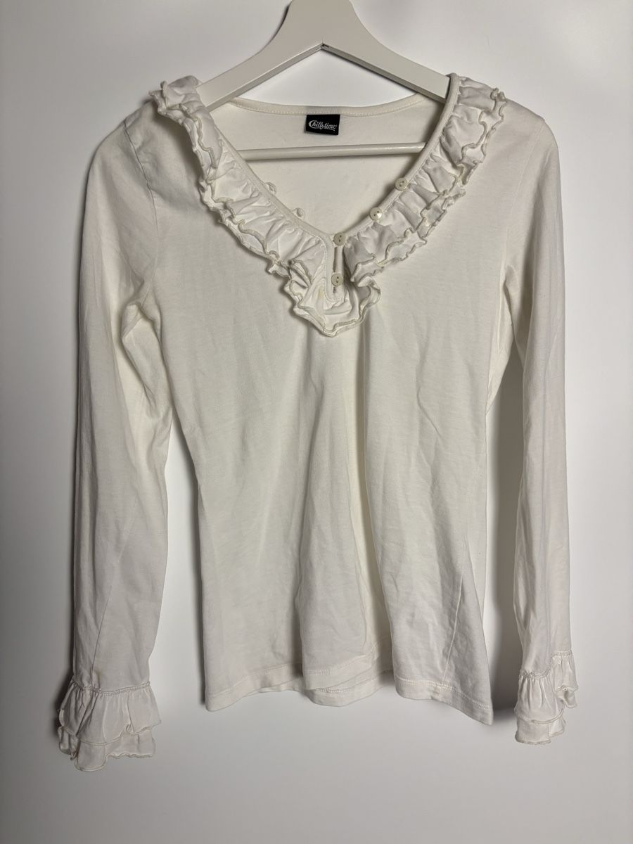 Top: vintage ruffle longsleeve with buttons – Usato da Leissigen venduto da lamooniade 1