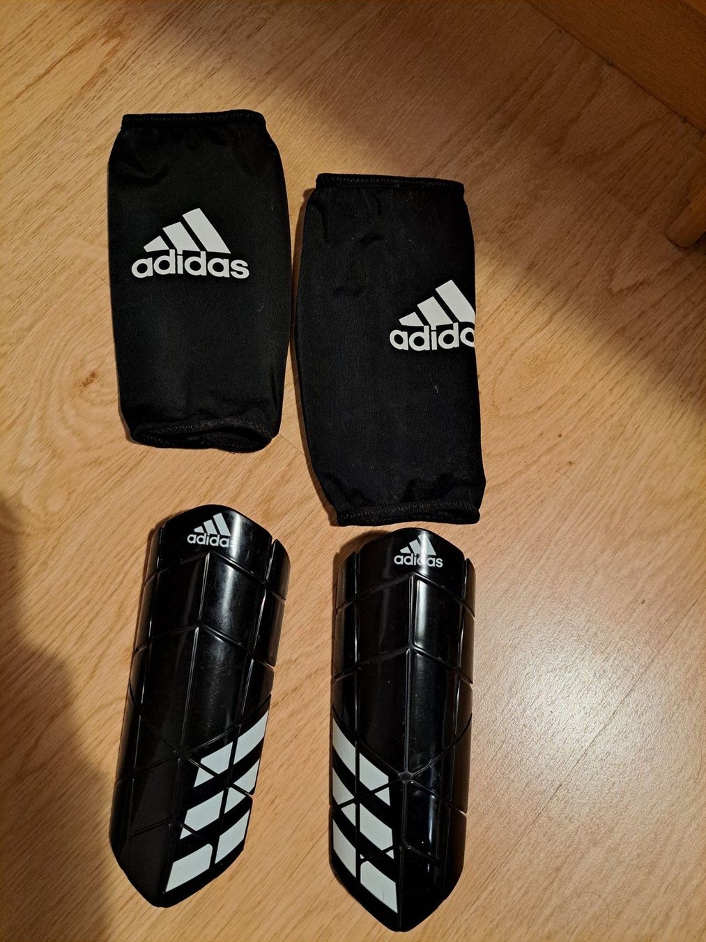 Adidas Scarpe da uomo: Adidas performance Gr. 42 + Parastinchi Adidas performance M – Usato da Malvaglia venduto da mic_zl2t 5
