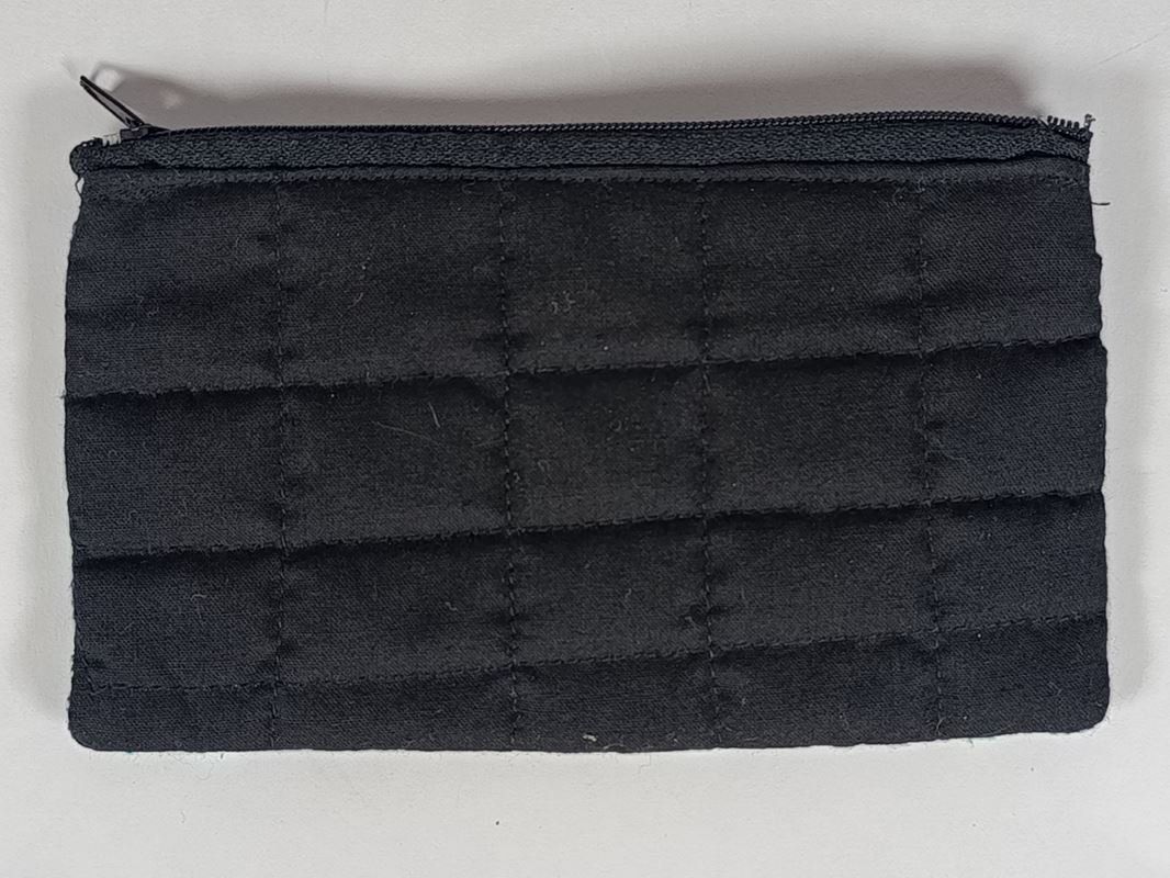 Borse: Pochette bleue avec fermeture éclair 9 x 15.5 cm – Nuovo (secondo la descrizione) da Thielle venduto da Plusvalue_Neuchatel 1