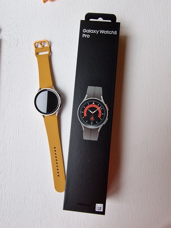 Galaxy Watch 5 Pro LTE mit Armbänder Kaufen auf Ricardo