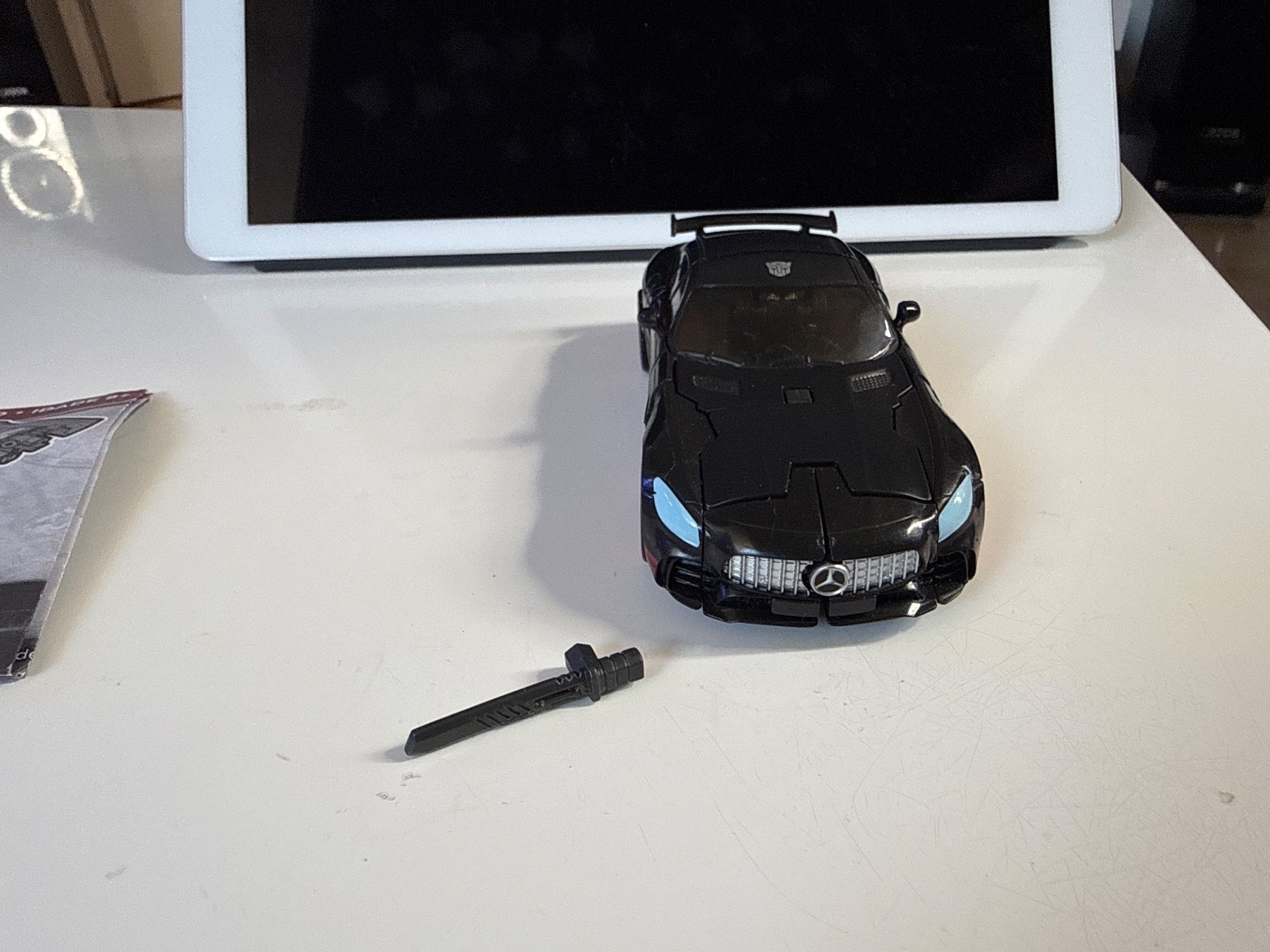 Hasbro Statuette: Transformers - Autobot Drift Mercedes Hasbro – Usato da Allschwil venduto da meeresperle 3