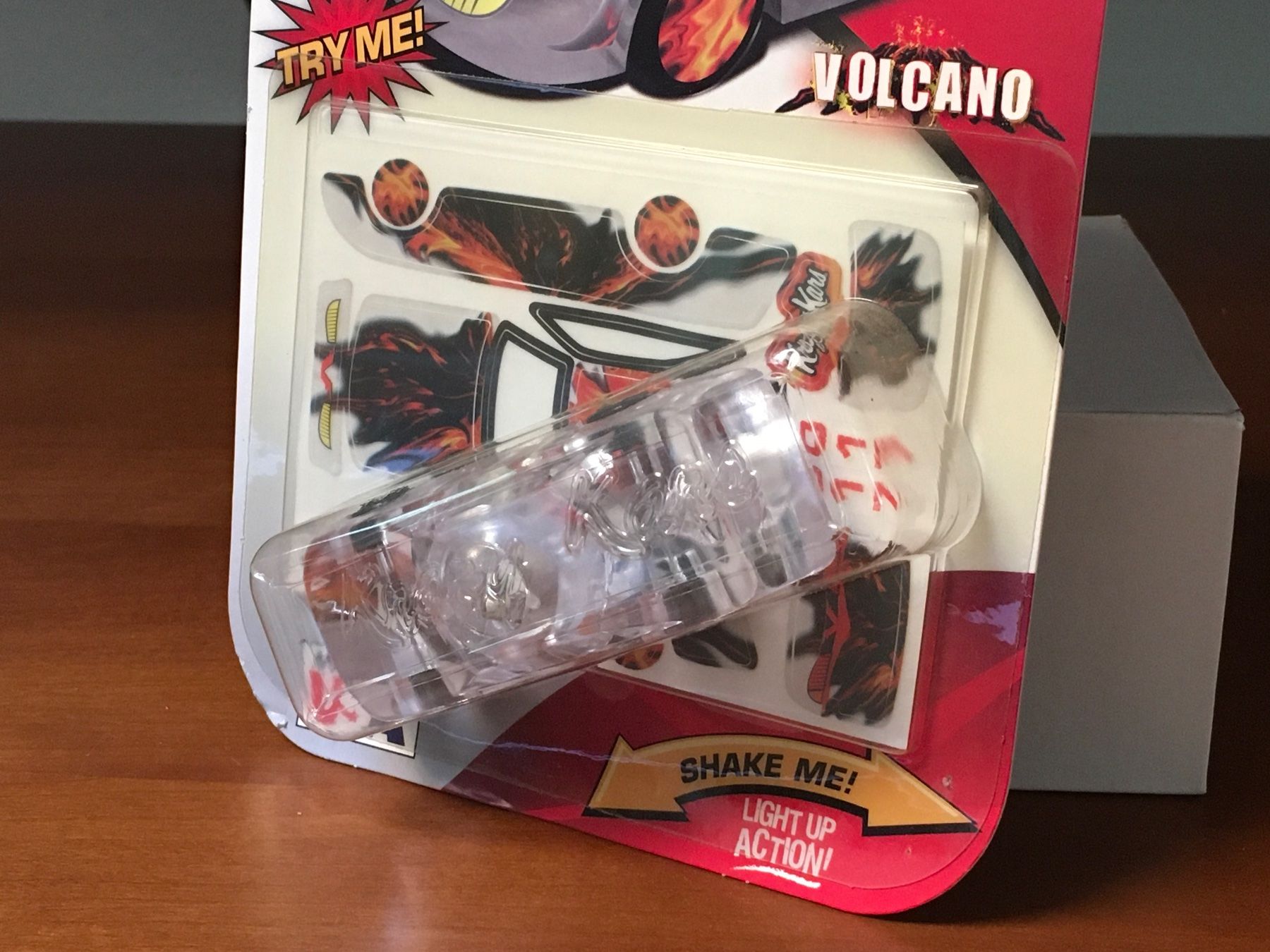 Hot Wheels Modellini d'auto: Volcano Krazy Kars 1/64 Marble Racers – Nuovo (secondo la descrizione) da Wohlen AG venduto da PrivatSammlung 1