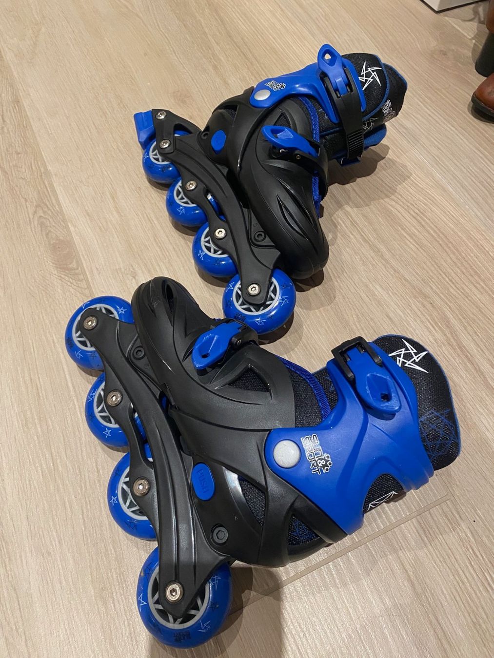 Pattini in linea & Pattini a rotelle: Rollerblade – Usato da Conches venduto da Brigant4