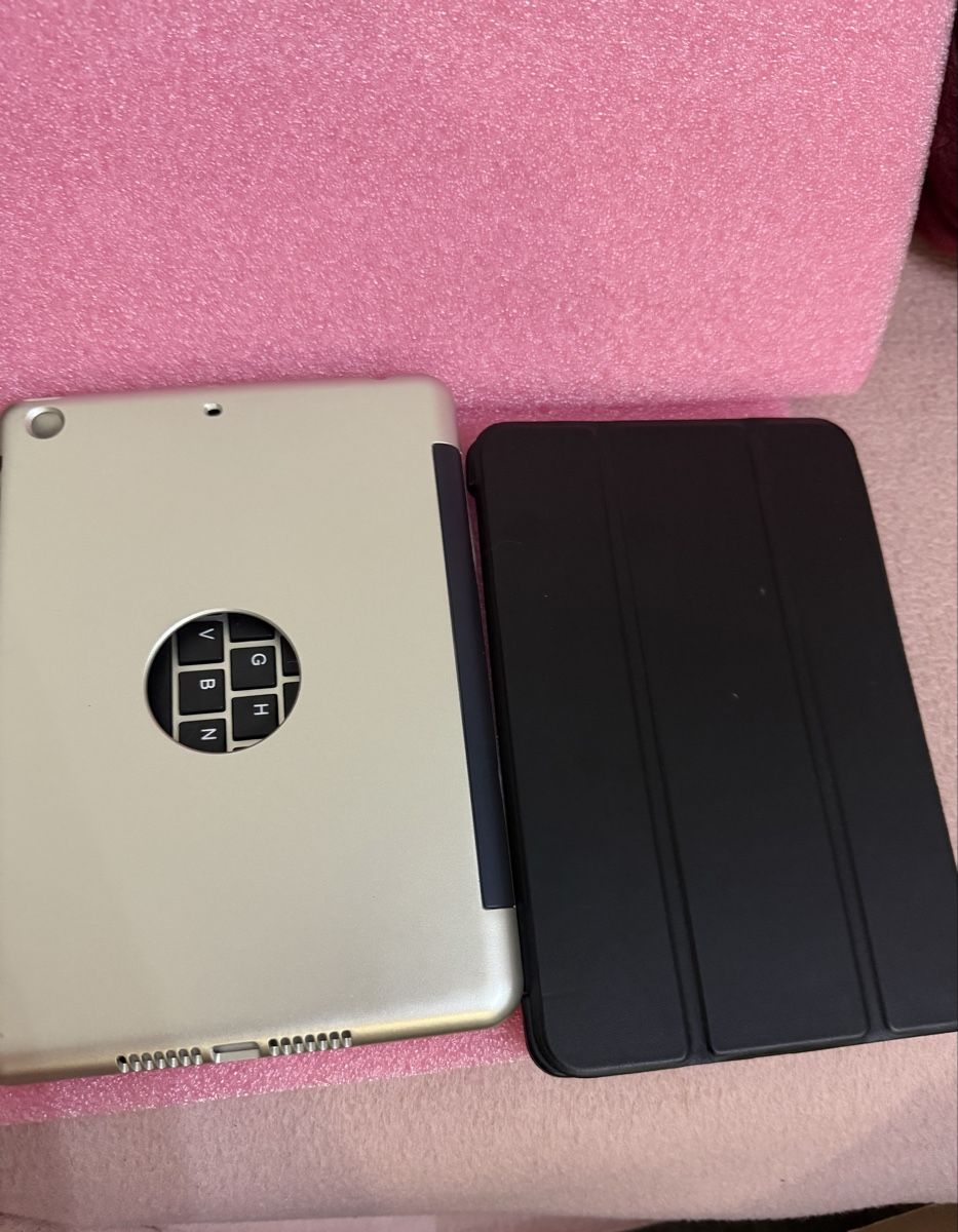 Apple Tablet PC: iPad 2 mini 16 giga ￼ – Usato da Payerne venduto da cri_c59l 1