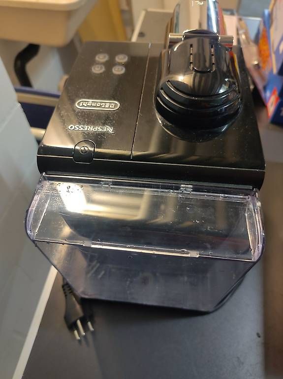 De'Longhi Macchine per caffè & Macchine per espresso: Delonghi Nespresso Maschine – Usato da Wohlen AG venduto da gnabbr 1