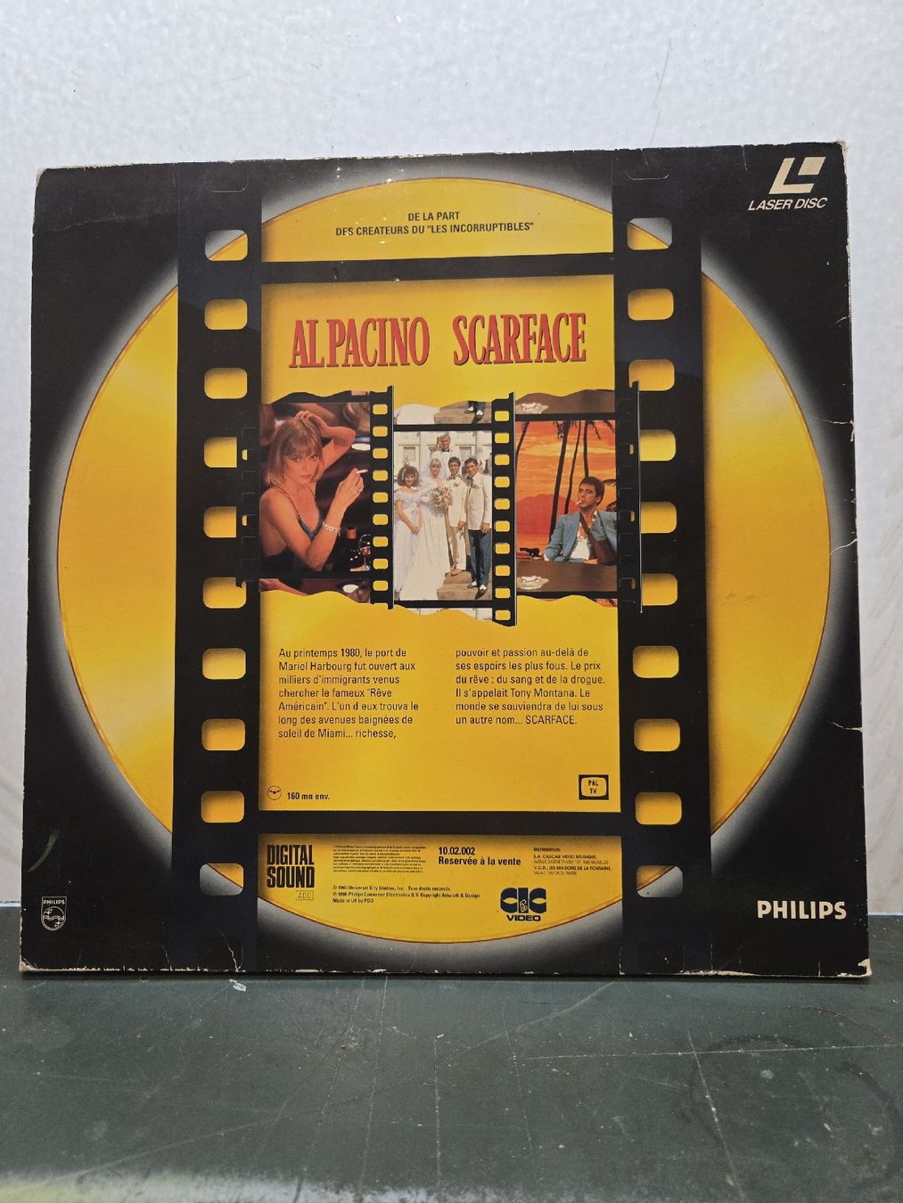Tutte le decorazioni: Laser Disc Scarface Al Pacino incomplet – Difettoso da Genève venduto da xso_dm5n 1