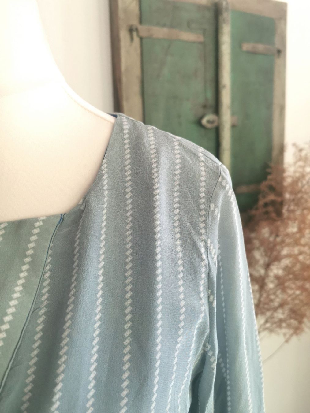 Massimo Dutti Robes: Massimo Dutti elegantes fliessendes Kleid Gr. 38 – D'occasion à gachnang par tibus1 1