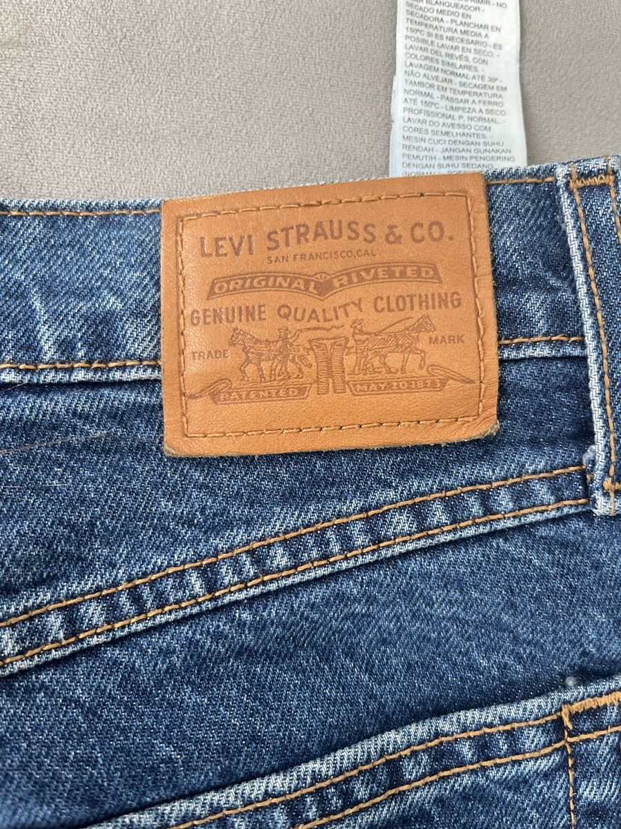 Levi's Jeans: Levis 80s Mom Jeans – Usato da Grenchen venduto da rahel_98 5