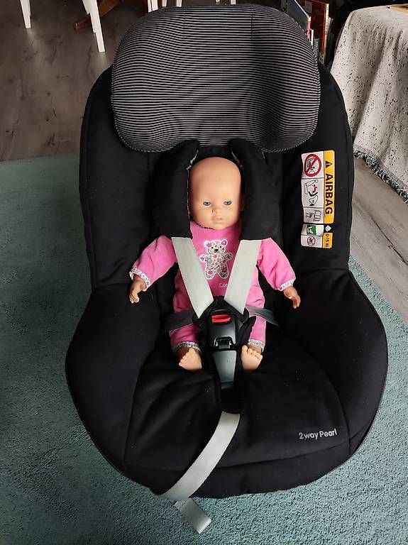 Maxi-Cosi Seggiolini per auto: Maxi Cosi 2way Pearl inkl.Station – Usato da Frieswil venduto da Schmid-Hu