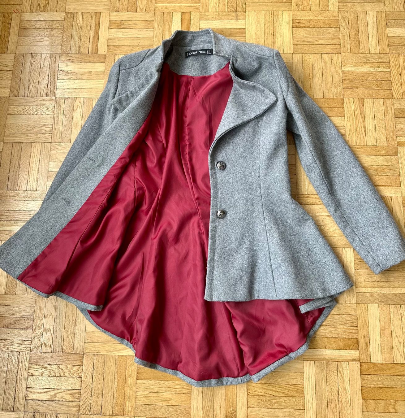 Cappotti: Eleganter grauer Mantel, tailliert – Usato da Zürich venduto da ong8 1
