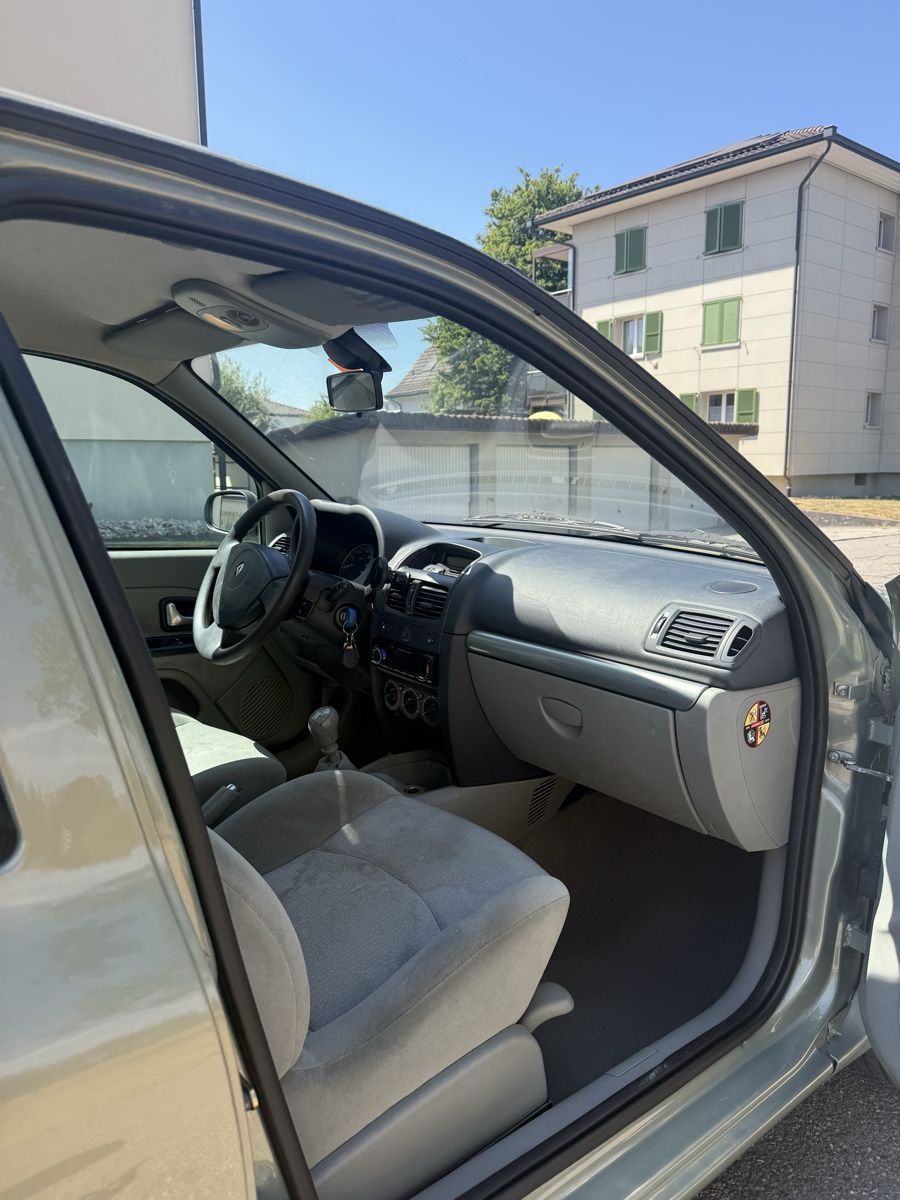 Renault Automobili: Renault Clio 1.4 16V – Usato da Heimenhausen venduto da naz_t2dj 3