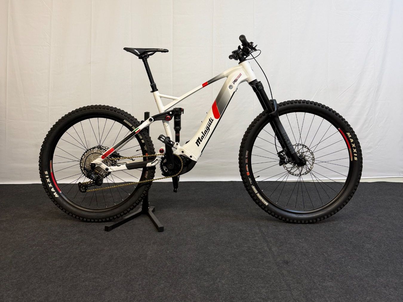 Malaguti Biciclette: Civetta FS 6.1 – Nuovo e nell'imballaggio originale da Ecuvillens venduto da PS_Cycles