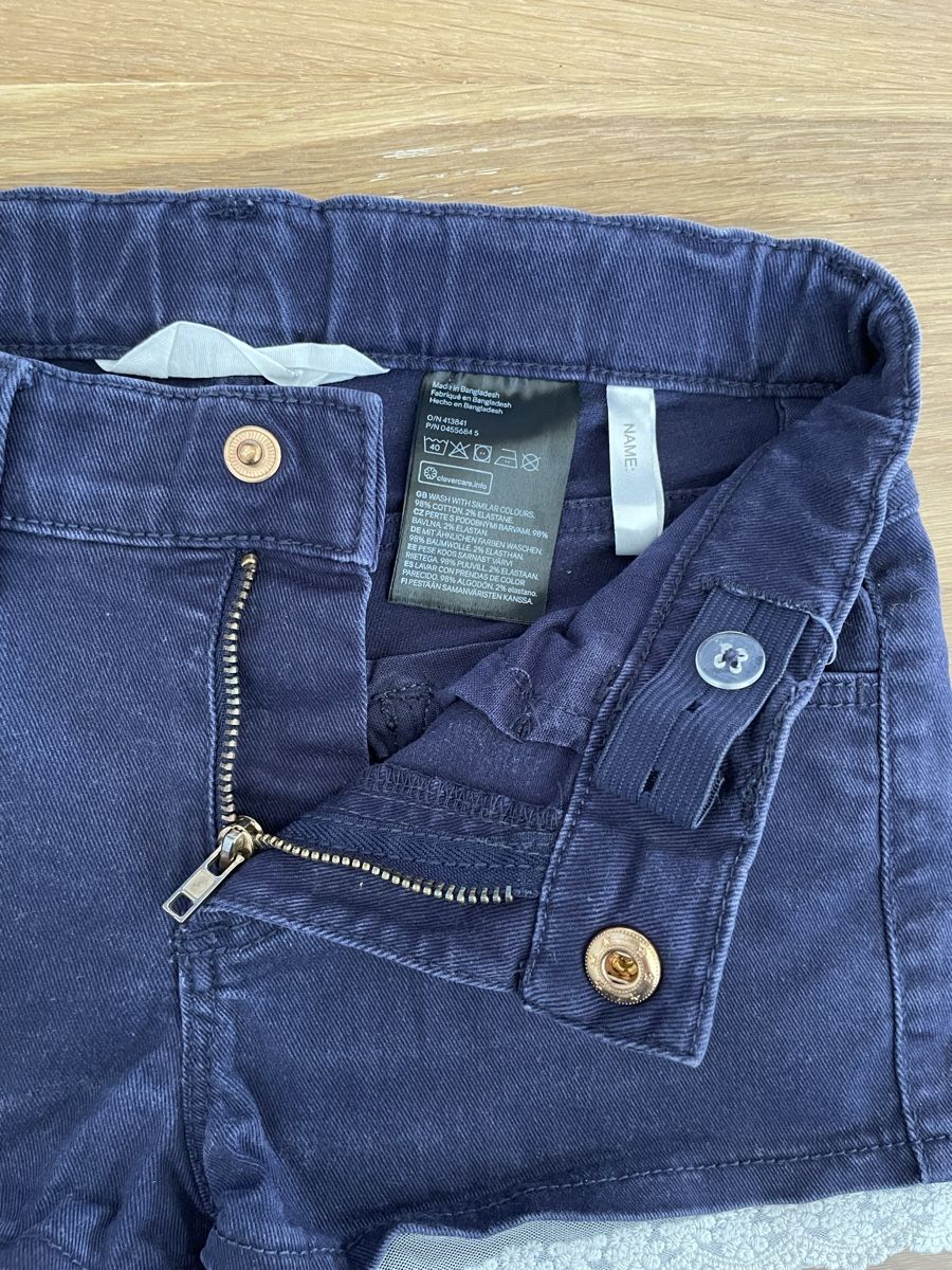 H&M Pantalons: Shorts / Kurze Hosen – D'occasion à Aarwangen par erd_ngx8 1