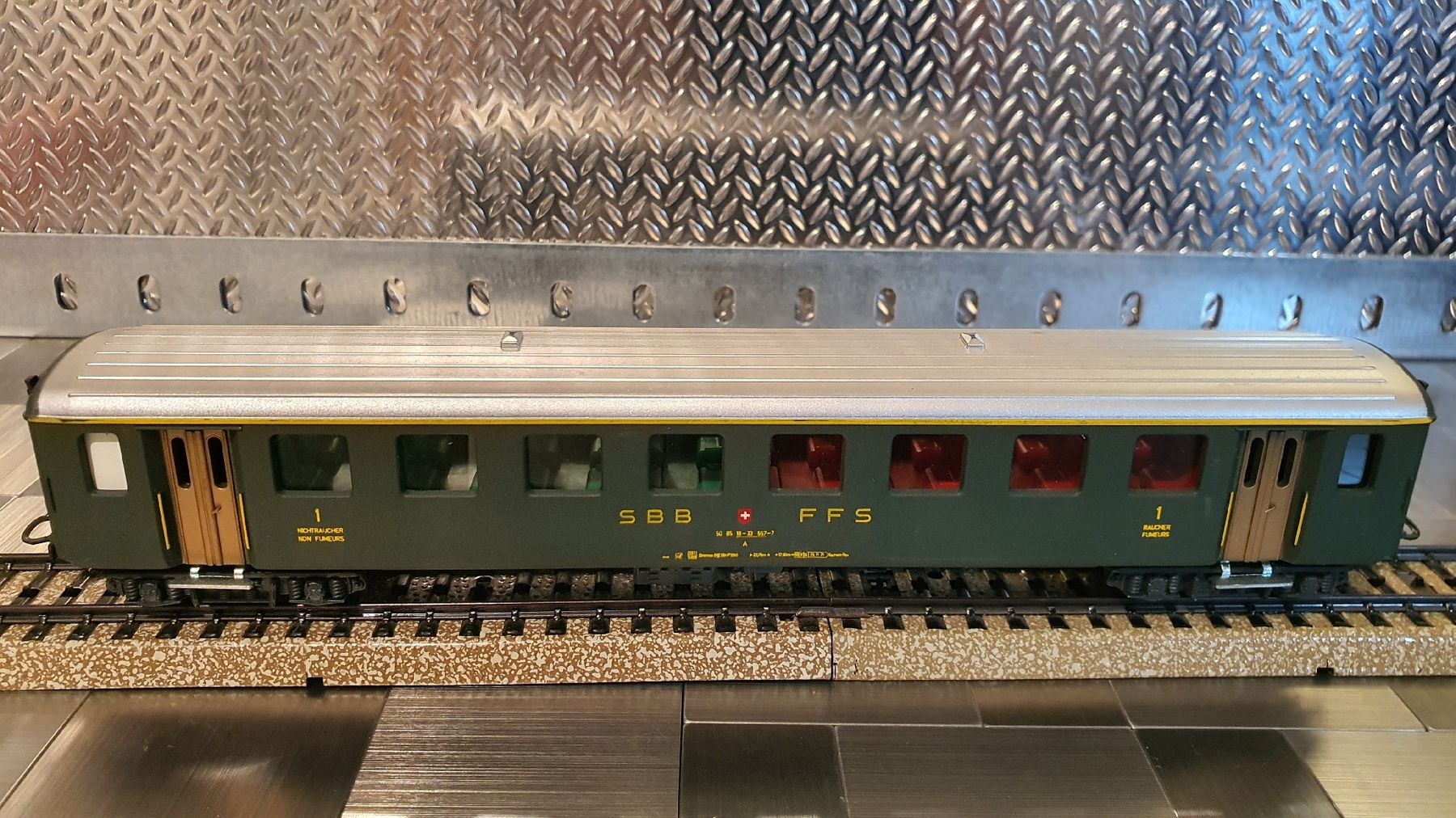 Märklin Modelleisenbahnen: MÄRKLIN H0 PERSONENWAGEN  – Gebraucht aus Männedorf von Modellbau-wyss 2