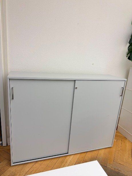 Armoires: Aktenschrank – D'occasion à Egolzwil par lorena_a