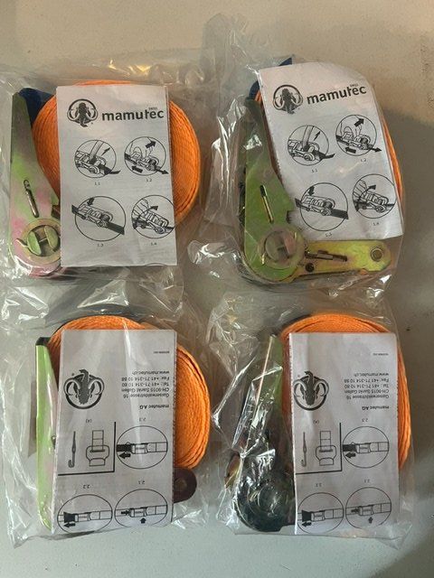 Macchine rilegatrici: Mamutec Spanngurt 4 Stück Ein Preis (Neu) – Nuovo e nell'imballaggio originale da Neuenhof venduto da Sandy2006 1