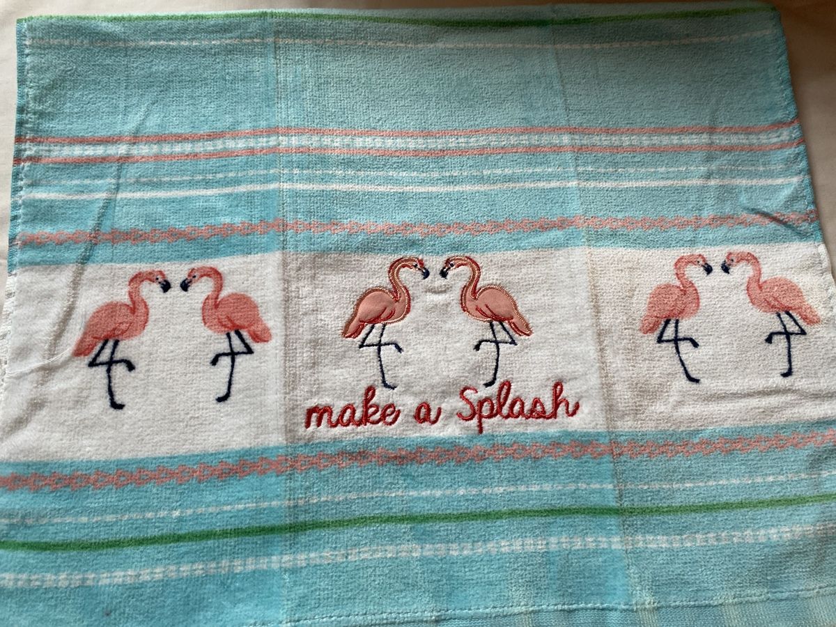 Strofinacci: Flamingo Embroidered Kitchen summer Towel - Make a Splash – Nuovo e nell'imballaggio originale da Buttikon SZ venduto da Maxwelltime 2