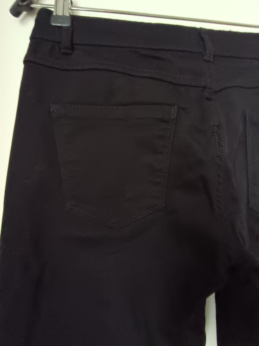 C&A Pantaloni: Hose C&A Slim Schwarz, Gr. 40 – Nuovo (secondo la descrizione) da Zug venduto da Annina29 2