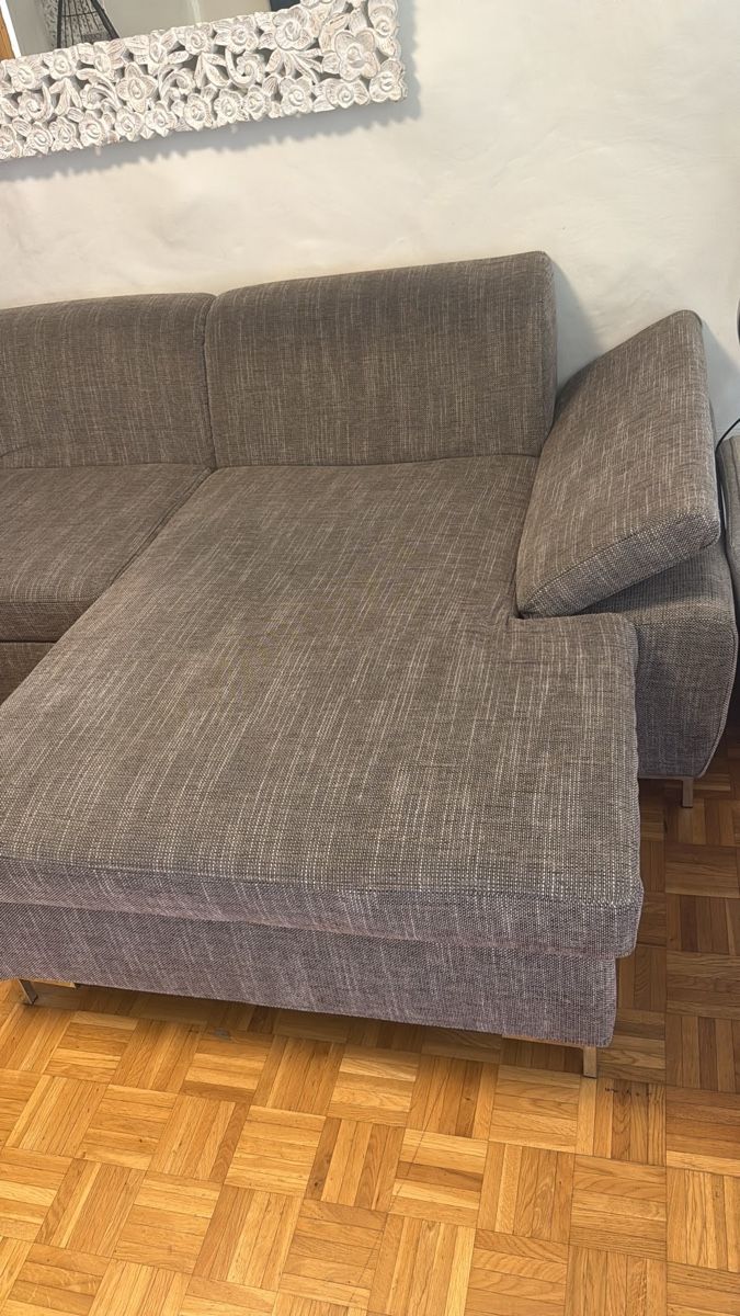 Sofas: Ecksofa mit Récamiere & Bettfunktion – Gebraucht aus Hägglingen von Raff_Ella 3