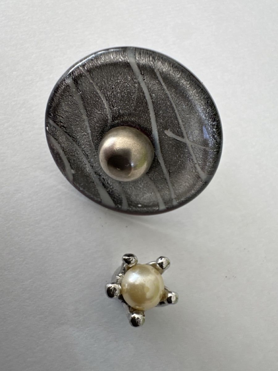 Anelli: Ring mit Krone und Perle - Top! – Nuovo (secondo la descrizione) da Huttwil venduto da graesihu 1