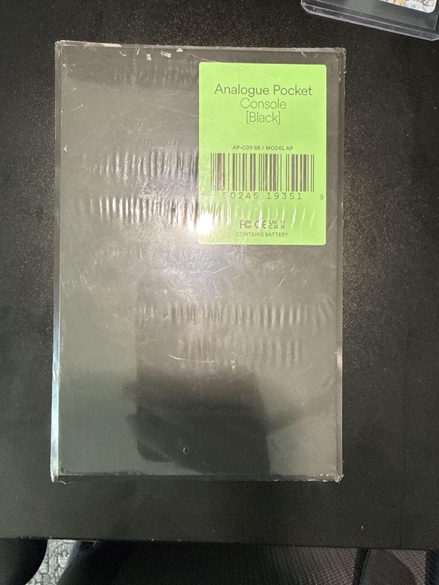 Analogue Console: Analogue Pocket Black Neu OVP – Nuovo e nell'imballaggio originale da Dübendorf venduto da godpack 1
