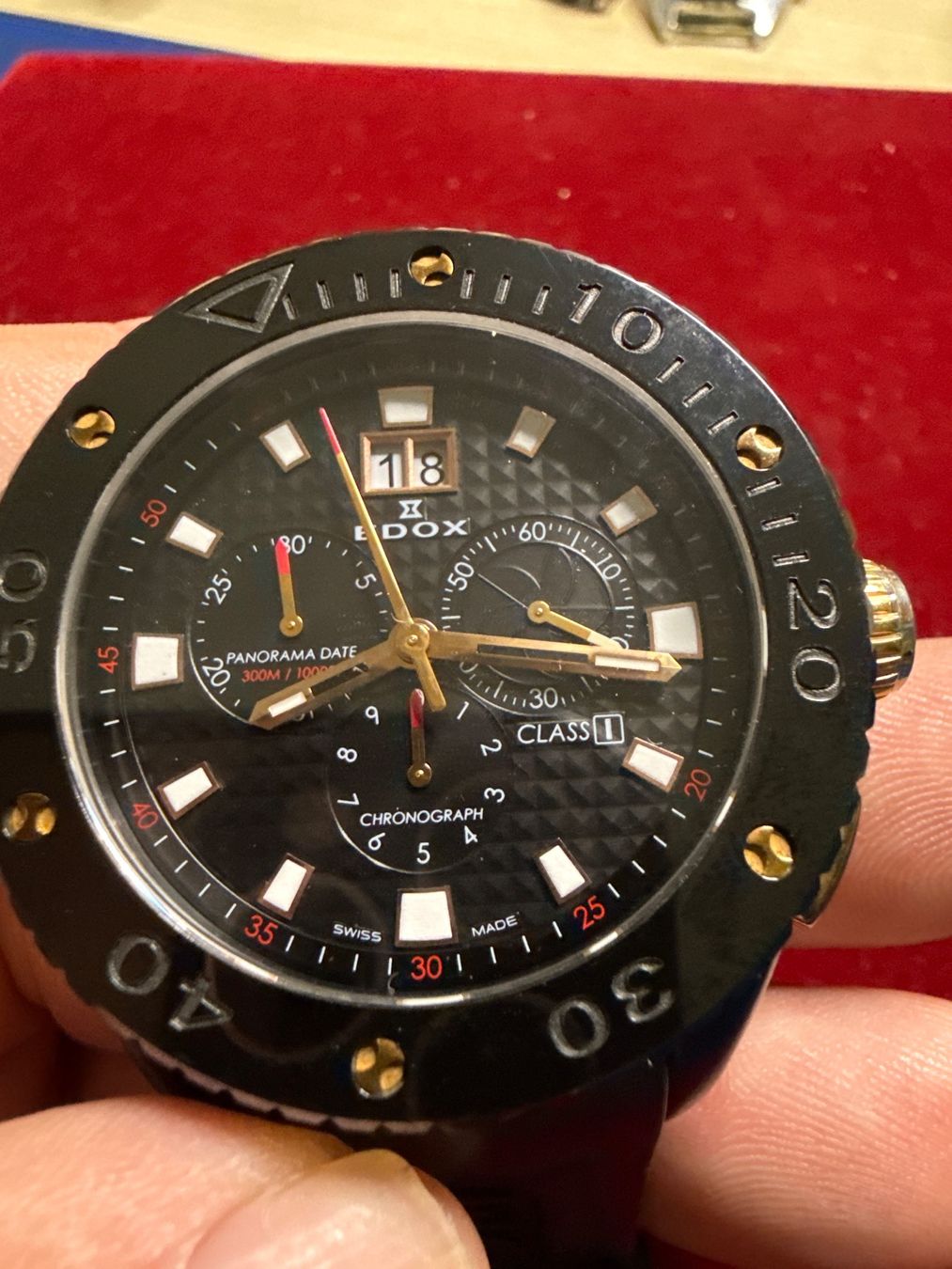Edox Uhren: Edox Class1 Chronograph 46 mm Neuwertig – Gebraucht aus Pfeffingen von Allhandelklgwatches
