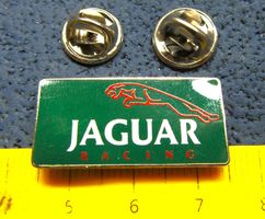 JAGUAR RACING AUTO LOGO 2NÄGEL PIN ENAMEL SILBRIG