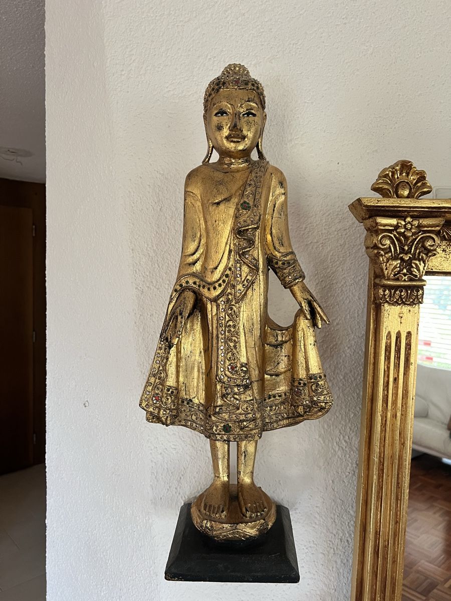Statuette: Statue Buddha vergoldet mit Sockel – Usato da Perlen venduto da Chregle1