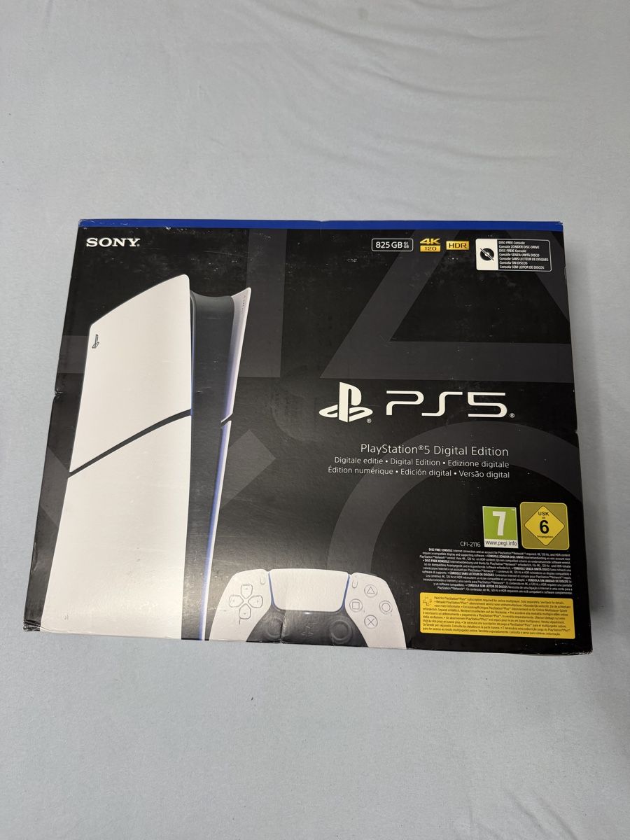 Sony Consoles: PS5 Digital Editon  – Neuf avec emballage d'origine à Spiez par vvo_627h