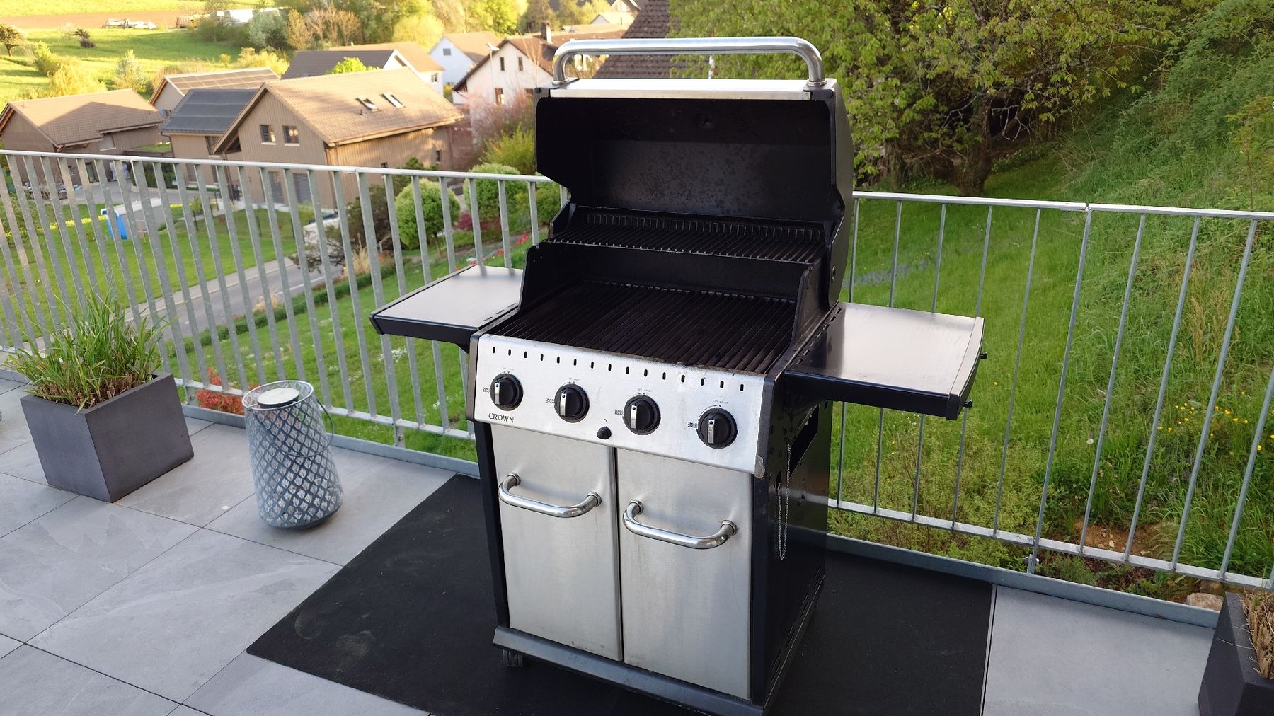 Broil King Griglie: Broil King Crown 420 – Difettoso da Thalheim AG venduto da eminenz43 1