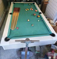 Billardtisch 