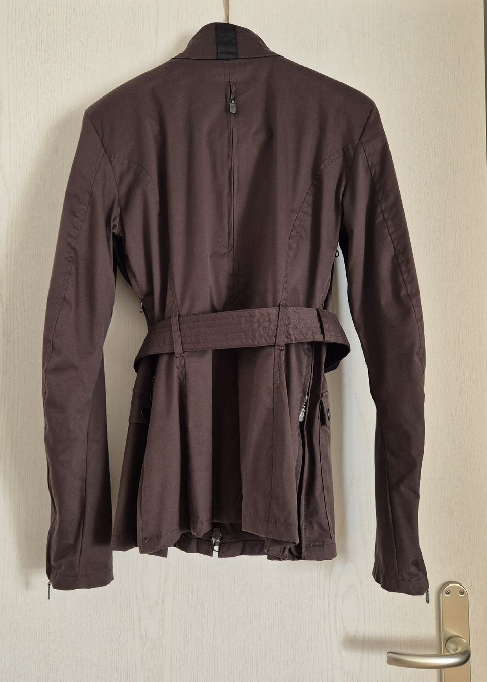 Giacche: Damenjacke, Belstaff, Braun, Grösse 42IT – Nuovo (secondo la descrizione) da Zürich venduto da Sami78 1