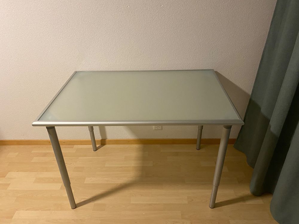Ikea Glastisch, höhenverstellbar Kaufen auf Ricardo