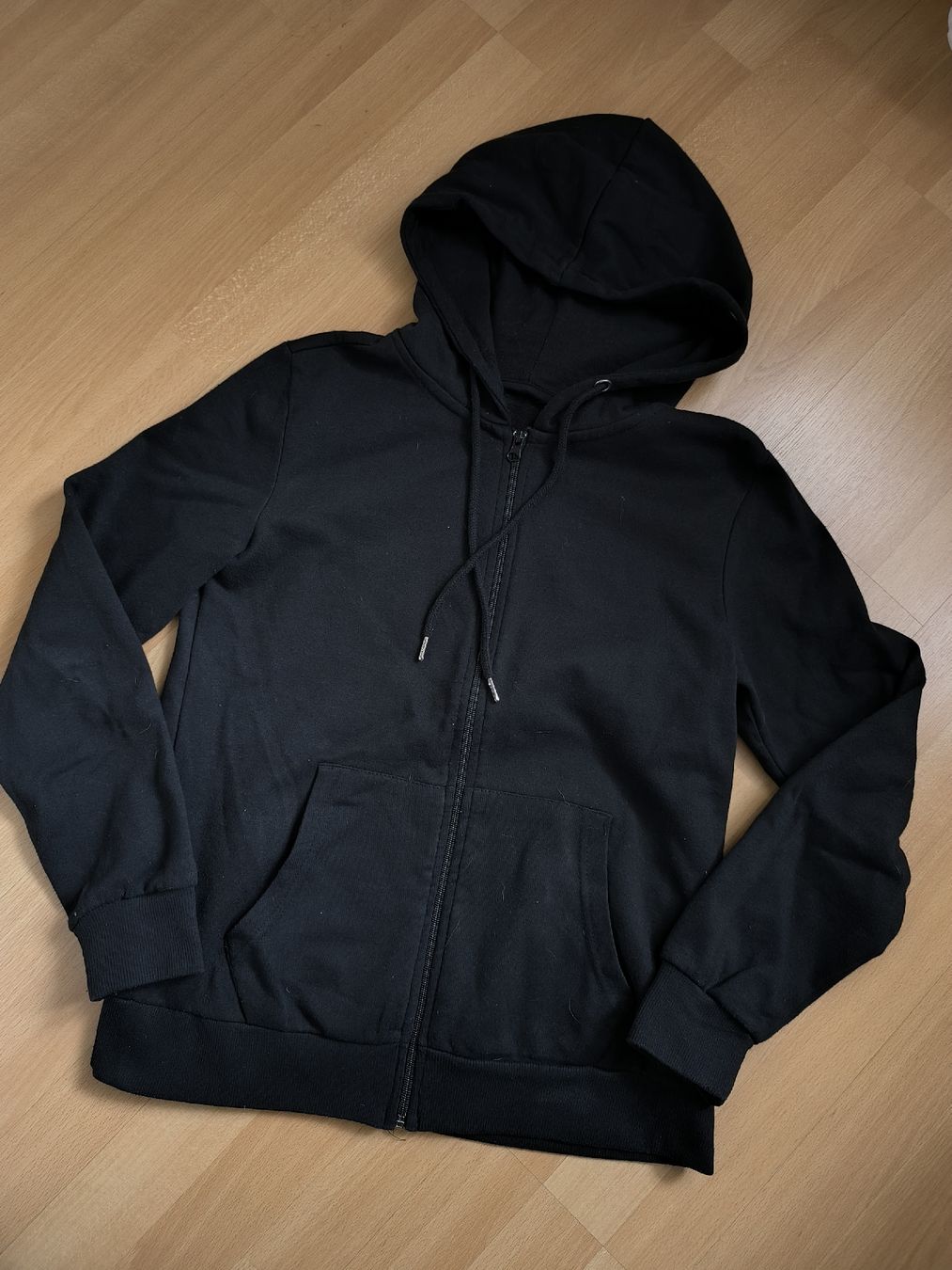 Lotti & Set di vestiti: 3 Sweatjacken Grösse S – Usato da Oberdiessbach venduto da Zwerg82 2