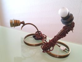 Lot de deux lampes de table en laiton 