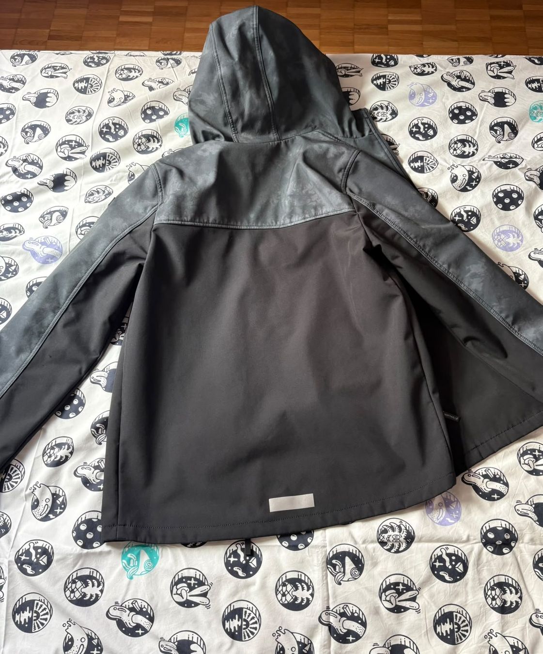 Vestes & Manteaux: Regenjacke – Neuf (Voir description) à Weiach par sne_pwj7