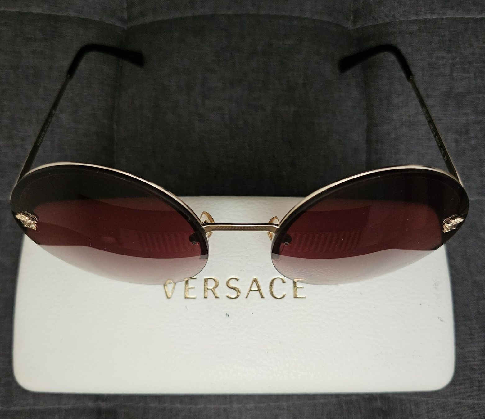 Versace Lunettes & Verres: Sunglasses Versace VE 2176 – D'occasion à Biel/Bienne par ypsillon