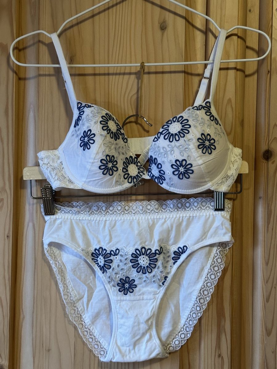 Intimissimi Altra biancheria intima: Intimissimi Set, Baumwolle, Weiss, Grösse 80B, Blumenmuster – Nuovo (secondo la descrizione) da Hergiswil NW venduto da kaufe_at_kaufmann