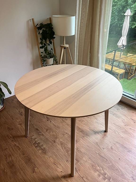 Tables: IKEA runder Tisch – D'occasion à Emmenbrücke par dua_9nzf 1