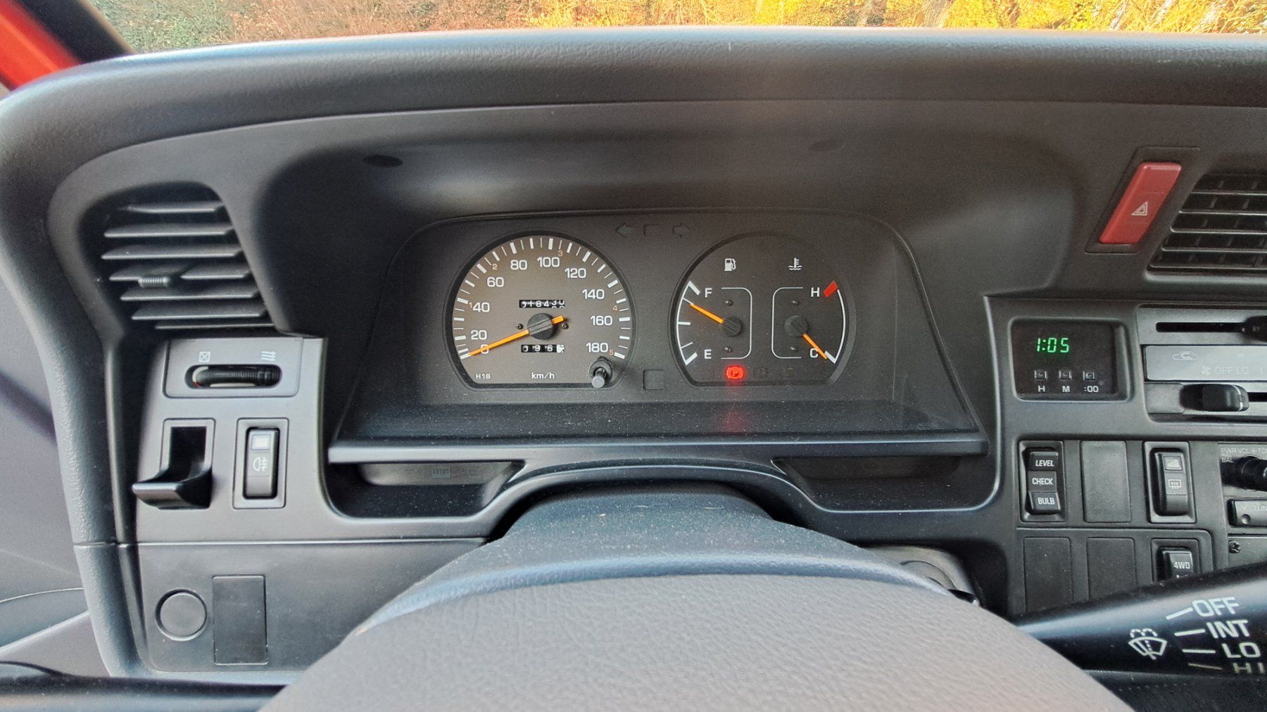 Toyota Autos: Toyota HIACE 4WD – D'occasion à Mühledorf SO par feu_rz2r 4