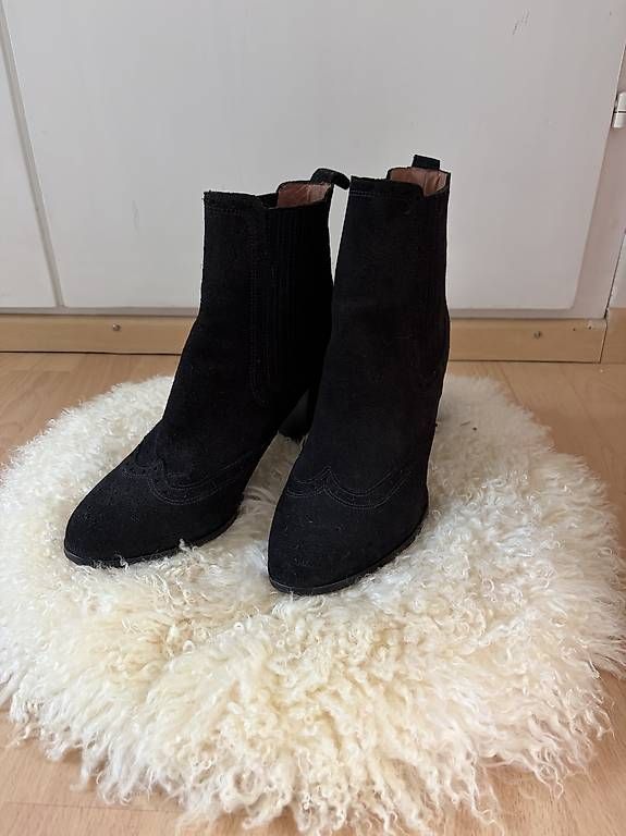 Damenschuhe: JONAK PARIS Wildleder Stiefel Gr. 39 – Gebraucht aus Wittenbach von Lenitalasirena 1