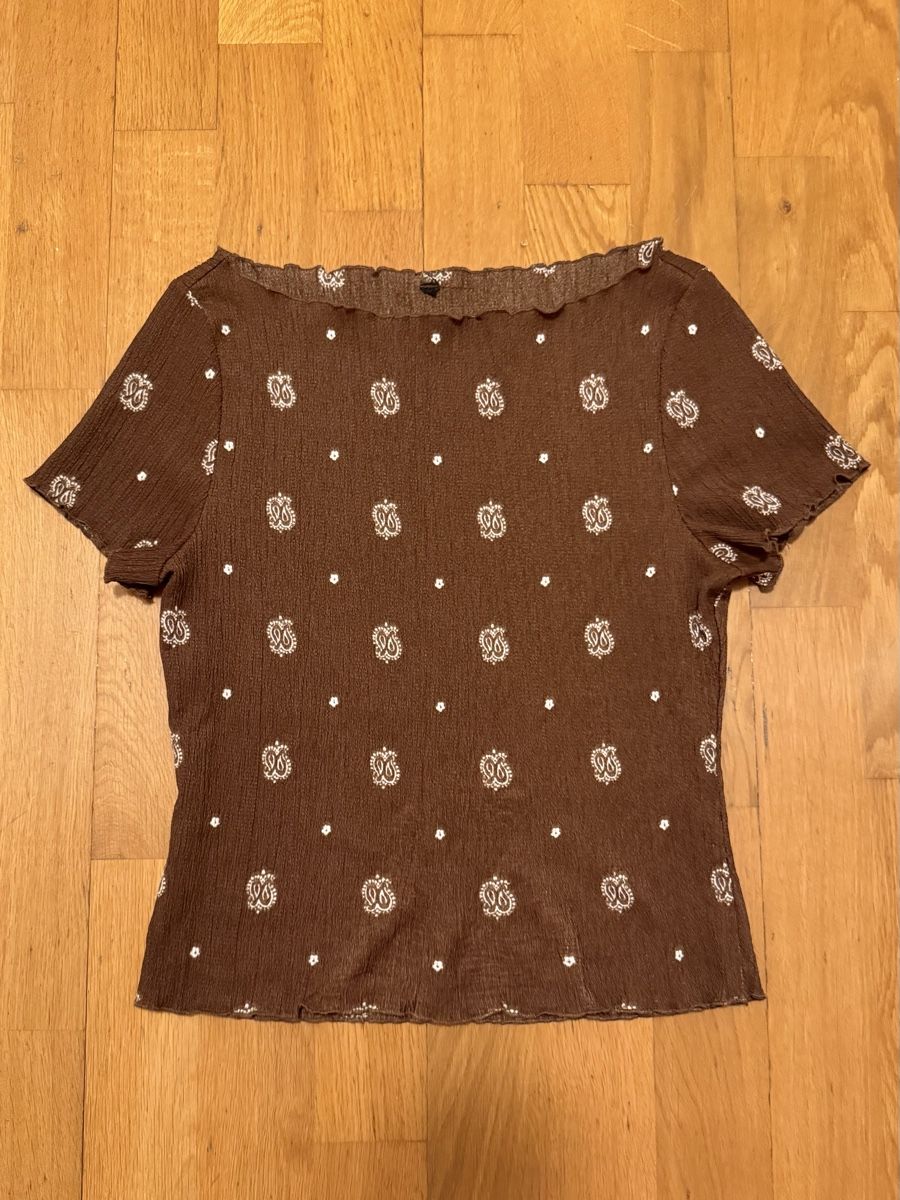 H&M T-shirt: Oberteil H&M Grösse XS braun gemustert. – Usato da Adliswil venduto da StephanieAnnina 3