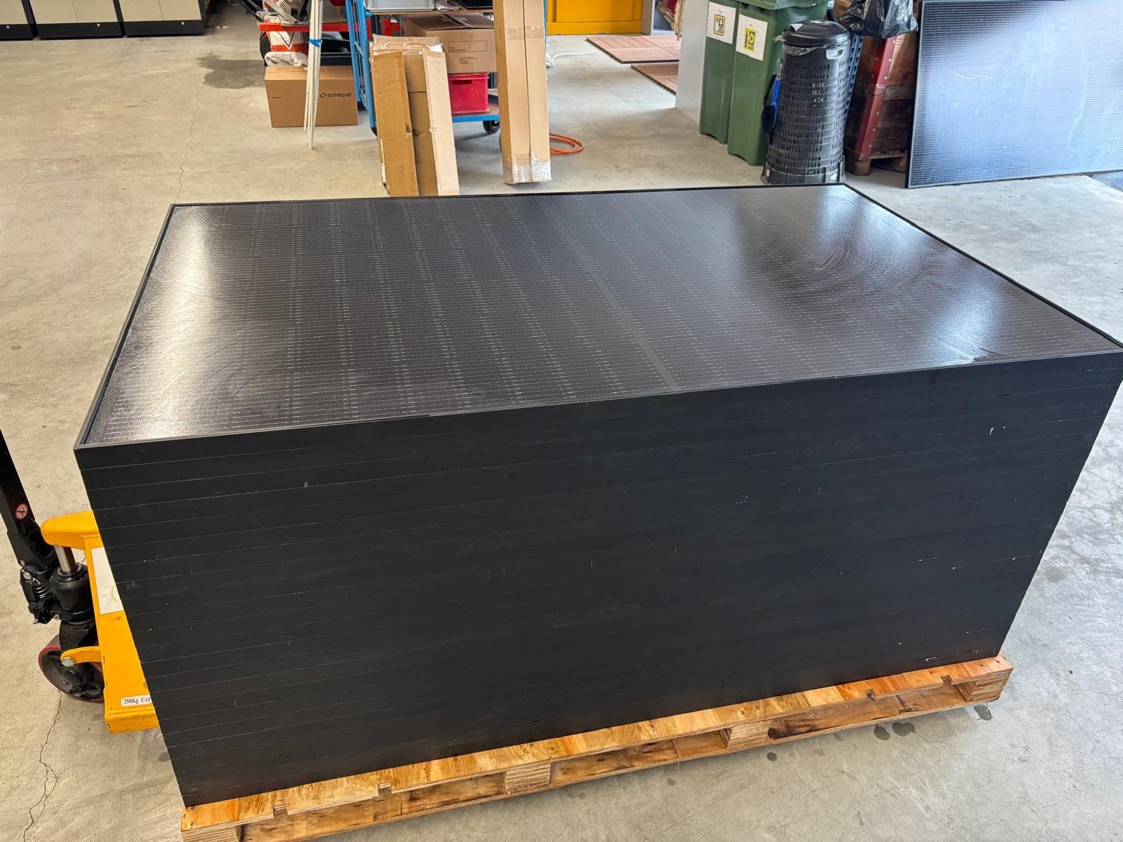 Dispositivi a energia solare: PV-Module / Solar - Panel 370W **Occasion** Energetica – Difettoso da Hosenruck venduto da Gfaster0