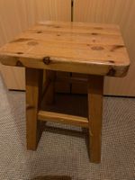 Rustikaler Holzhocker /  Ideal zur Umgestaltung!