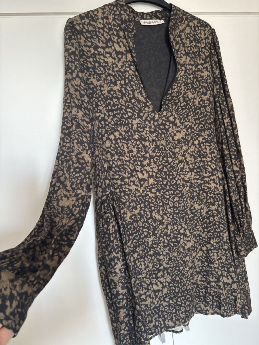 Kleider: Kleid /Tunika von Please , Grösse M🍂 – Gebraucht aus langenthal von rundholz7 2